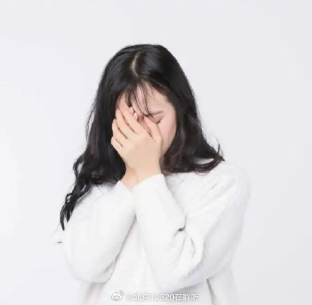 中年女性那些莫名的焦虑和低落，是更年期引发的吗？